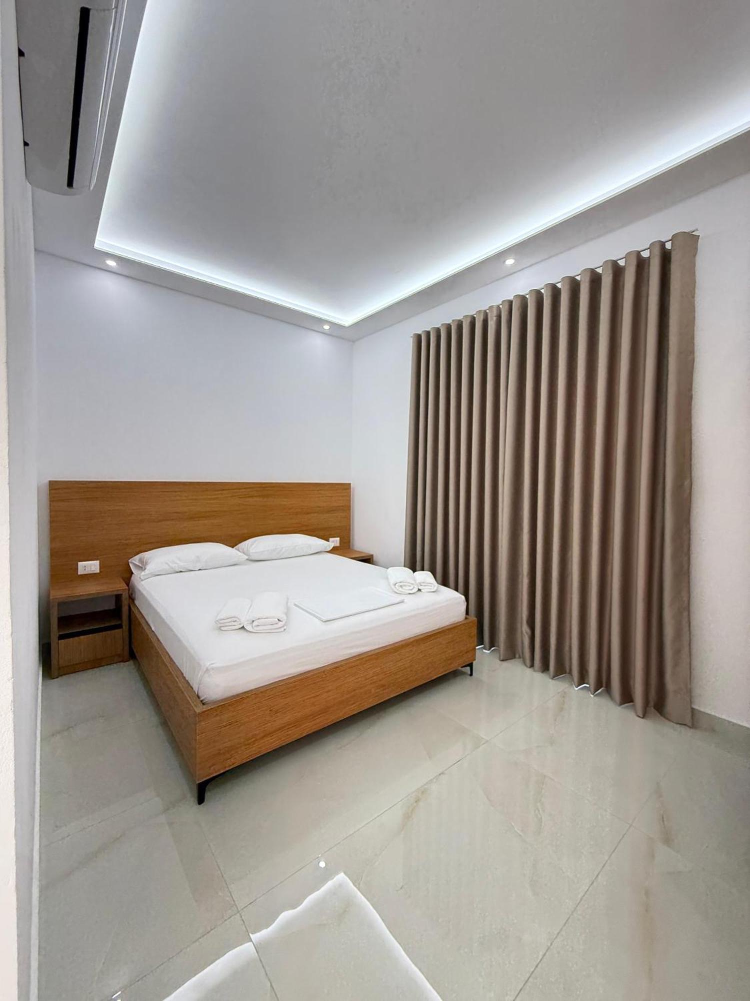 Hotel Papa-berat *